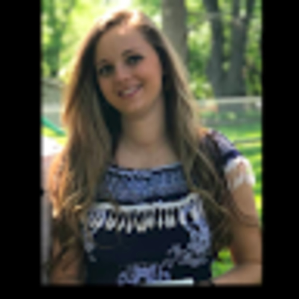Meet your Posher, Kayla